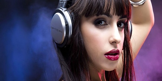 天天陪着您的电话在线轰炸网页版